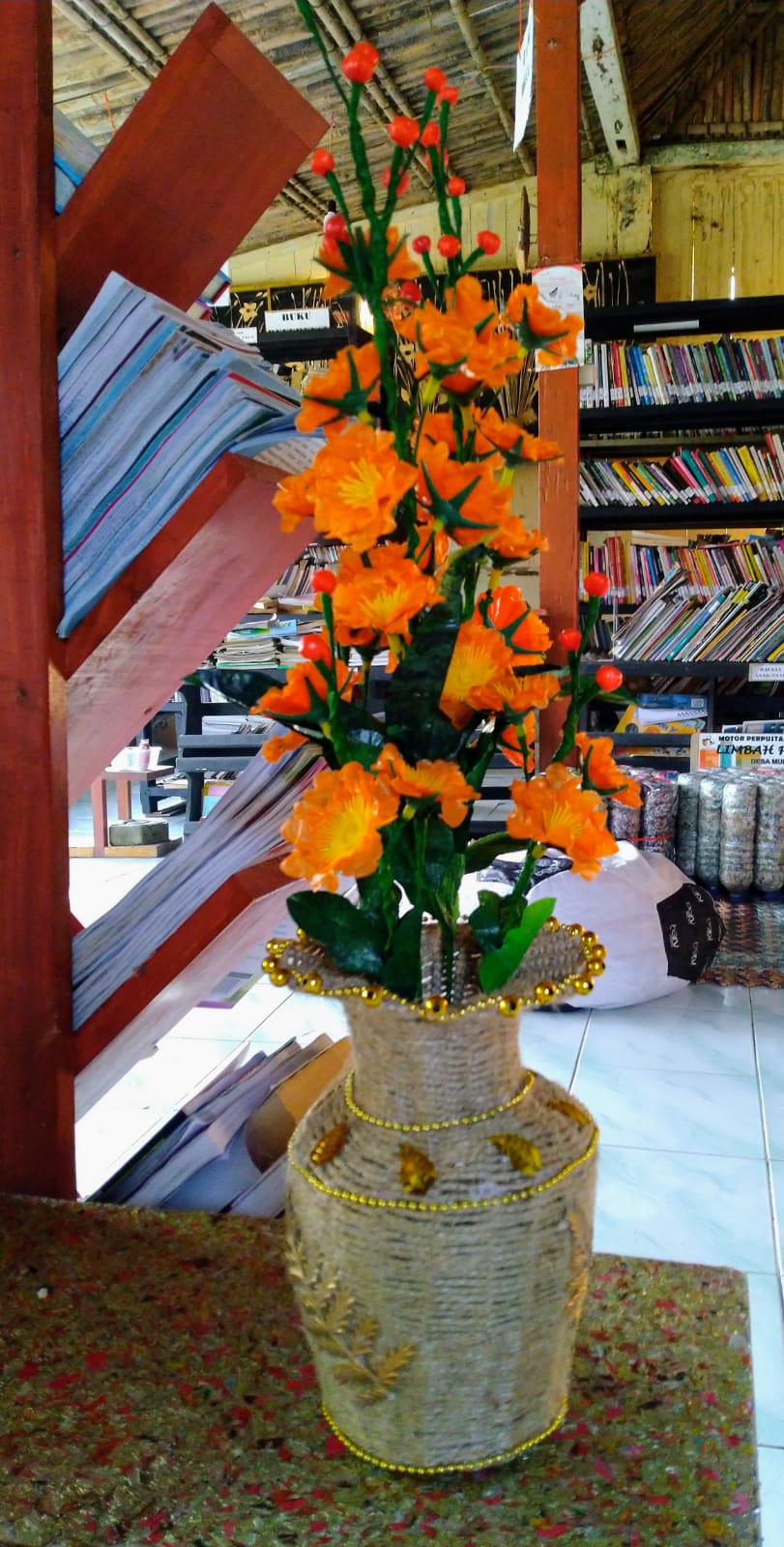 Buket Bunga VAs Anyaman